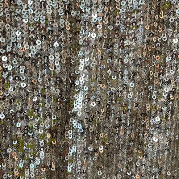 Love on a Hanger - Picture 3 of 4